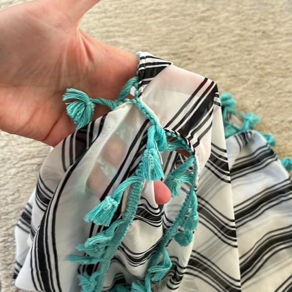 Swim Cover Up Aqua Tassels One Size poncho style - Picture 3 of 3